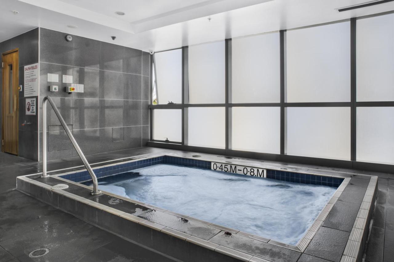 Cosy 1-Bed With 41St Floor City Views, Pool & Gym Бризбейн Екстериор снимка